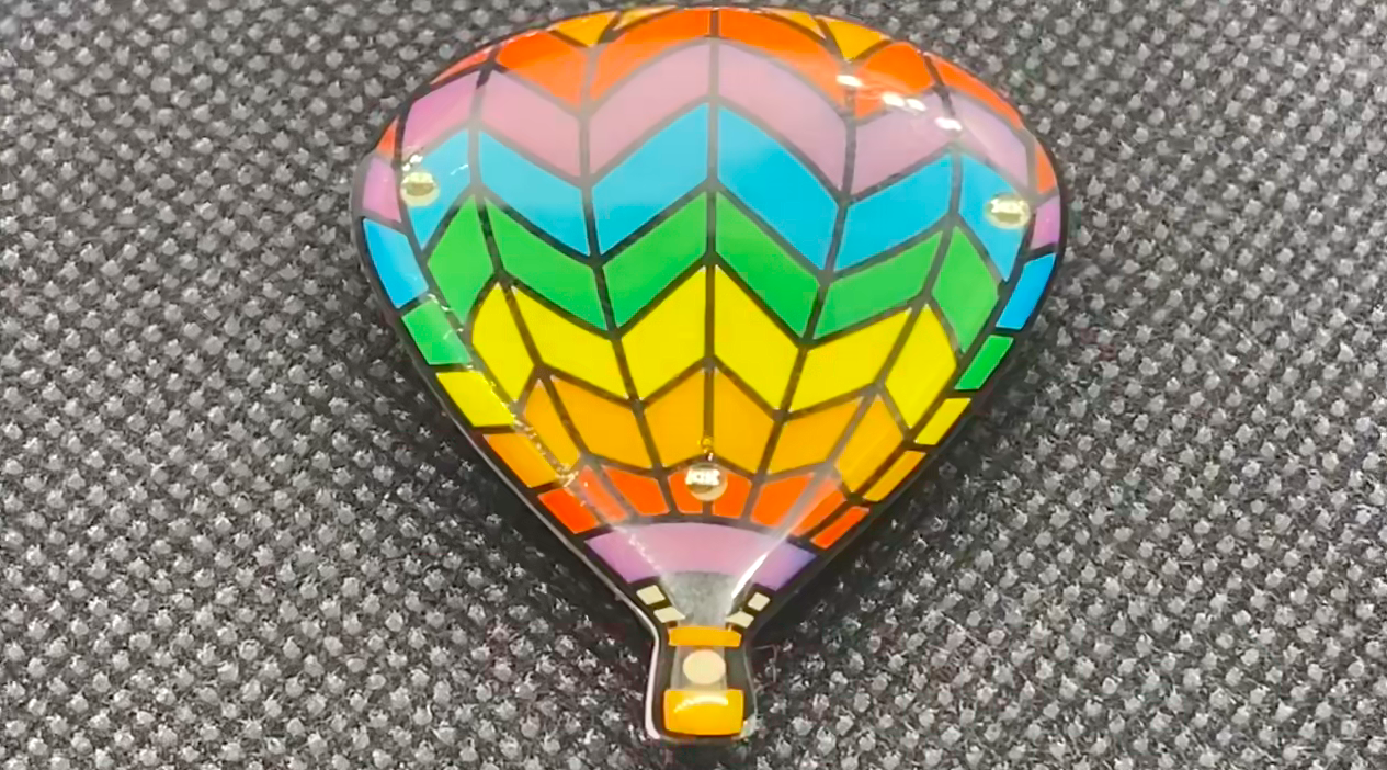 Hot Air Balloon Flashing Body Light Lapel Pins