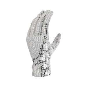 Read more about the article The Most Iconic Fashion Accessories in Pop Culture History